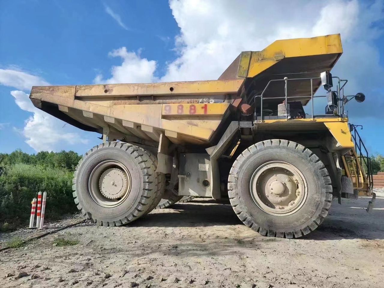 KOMATSU HD785 - Tippbil lastbil: bild 1 KOMATSU HD785 - Tippbil lastbil: bild 1