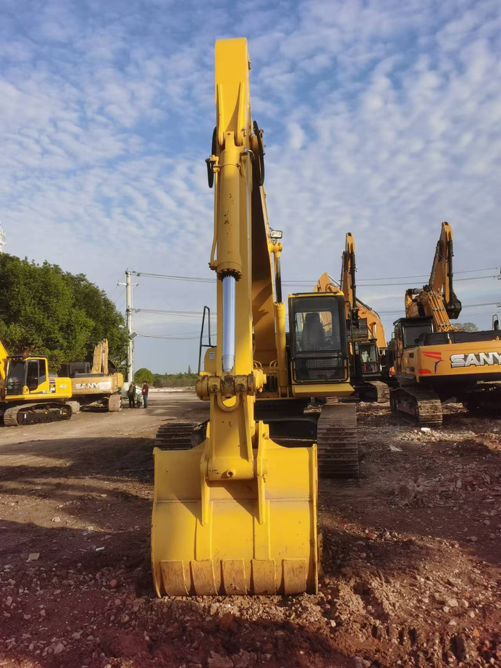 KOMATSU PC300-7 - Bandgrävare: bild 2 KOMATSU PC300-7 - Bandgrävare: bild 2