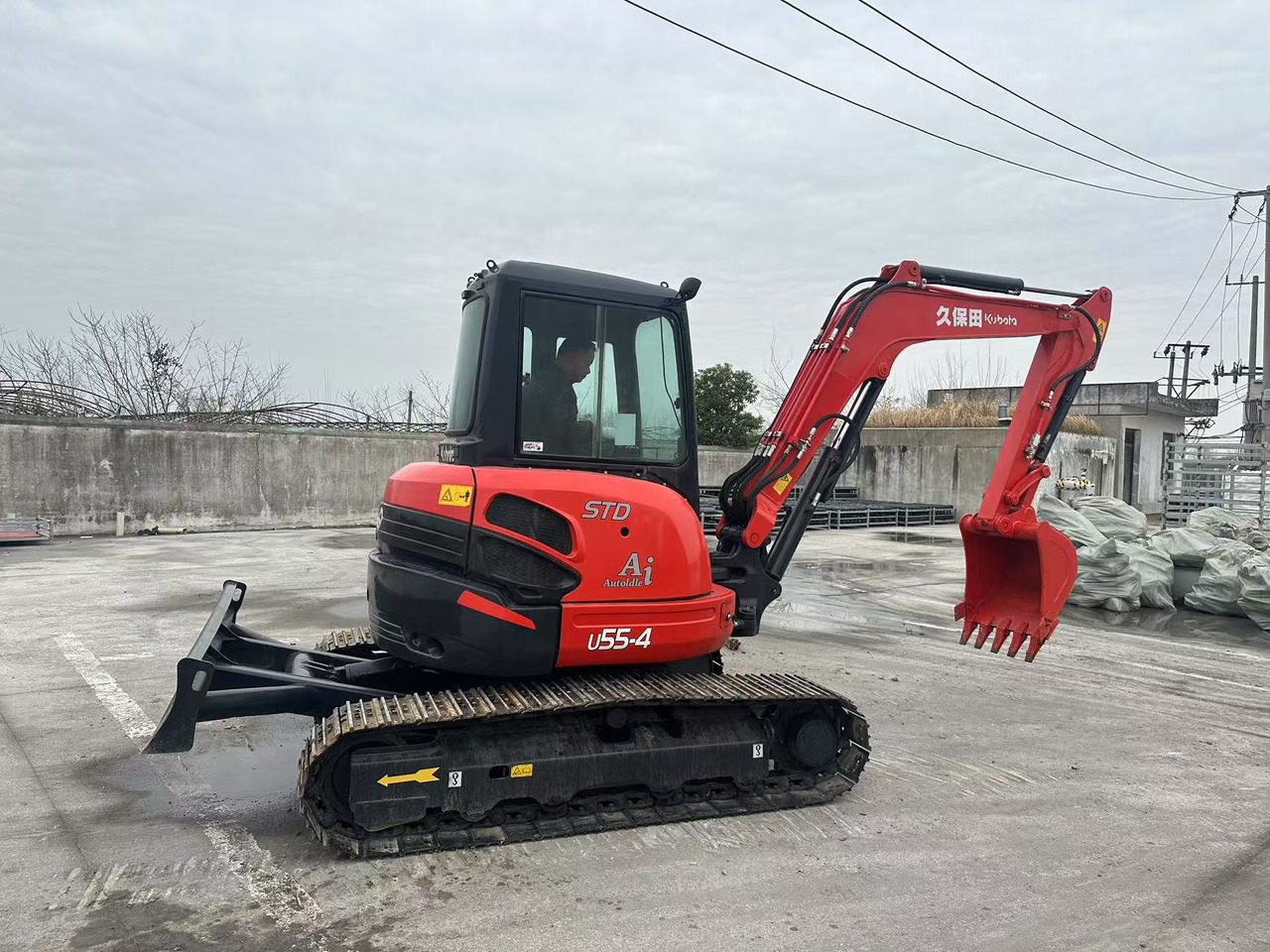 KUBOTA U55 - Minigrävmaskin: bild 4 KUBOTA U55 - Minigrävmaskin: bild 4