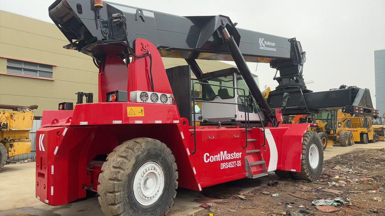 Kalmar Kalmar crane for container - Lyftkran: bild 1 Kalmar Kalmar crane for container - Lyftkran: bild 1