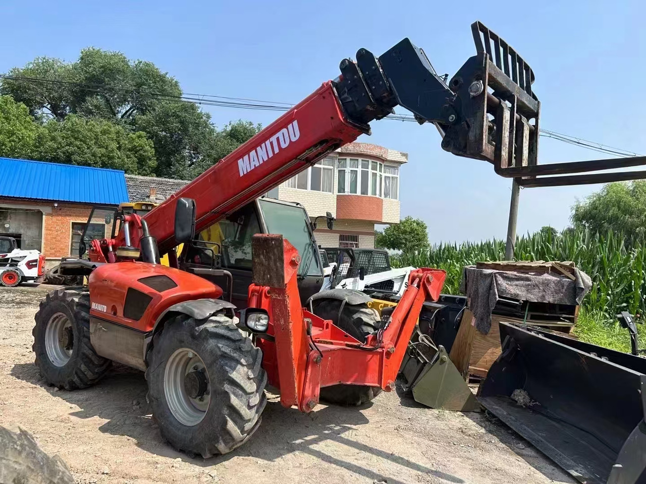 MANITOU MT1740SLT - Teleskoplastar: bild 1 MANITOU MT1740SLT - Teleskoplastar: bild 1