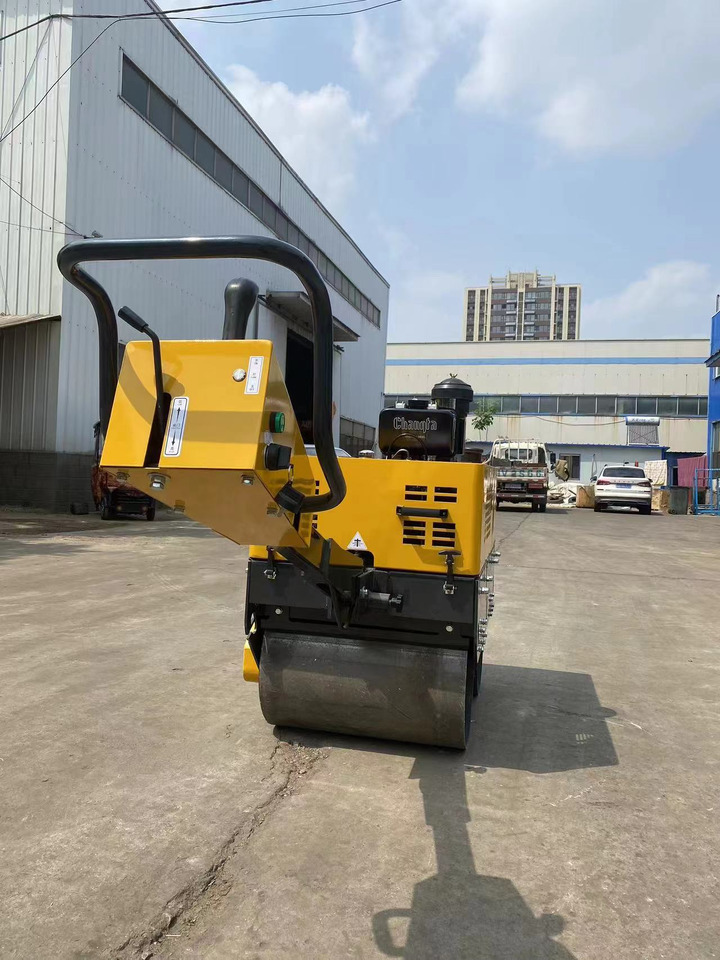 SHANTUI SRD005 - Asfaltvält: bild 1 SHANTUI SRD005 - Asfaltvält: bild 1