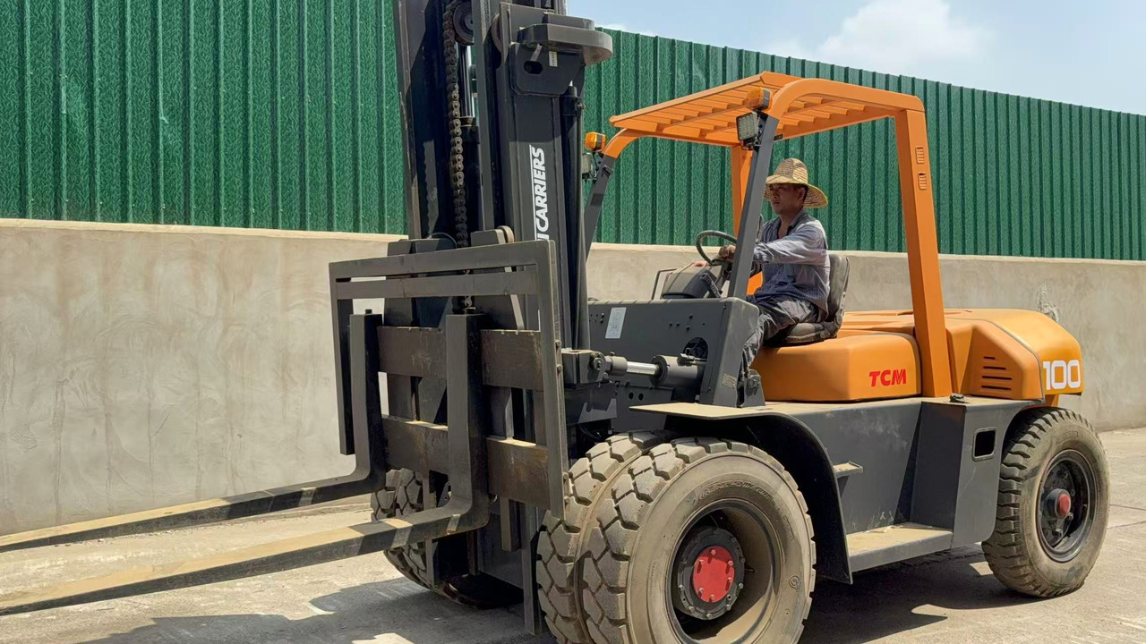 TCM FD100 - Dieseltruck: bild 2 TCM FD100 - Dieseltruck: bild 2