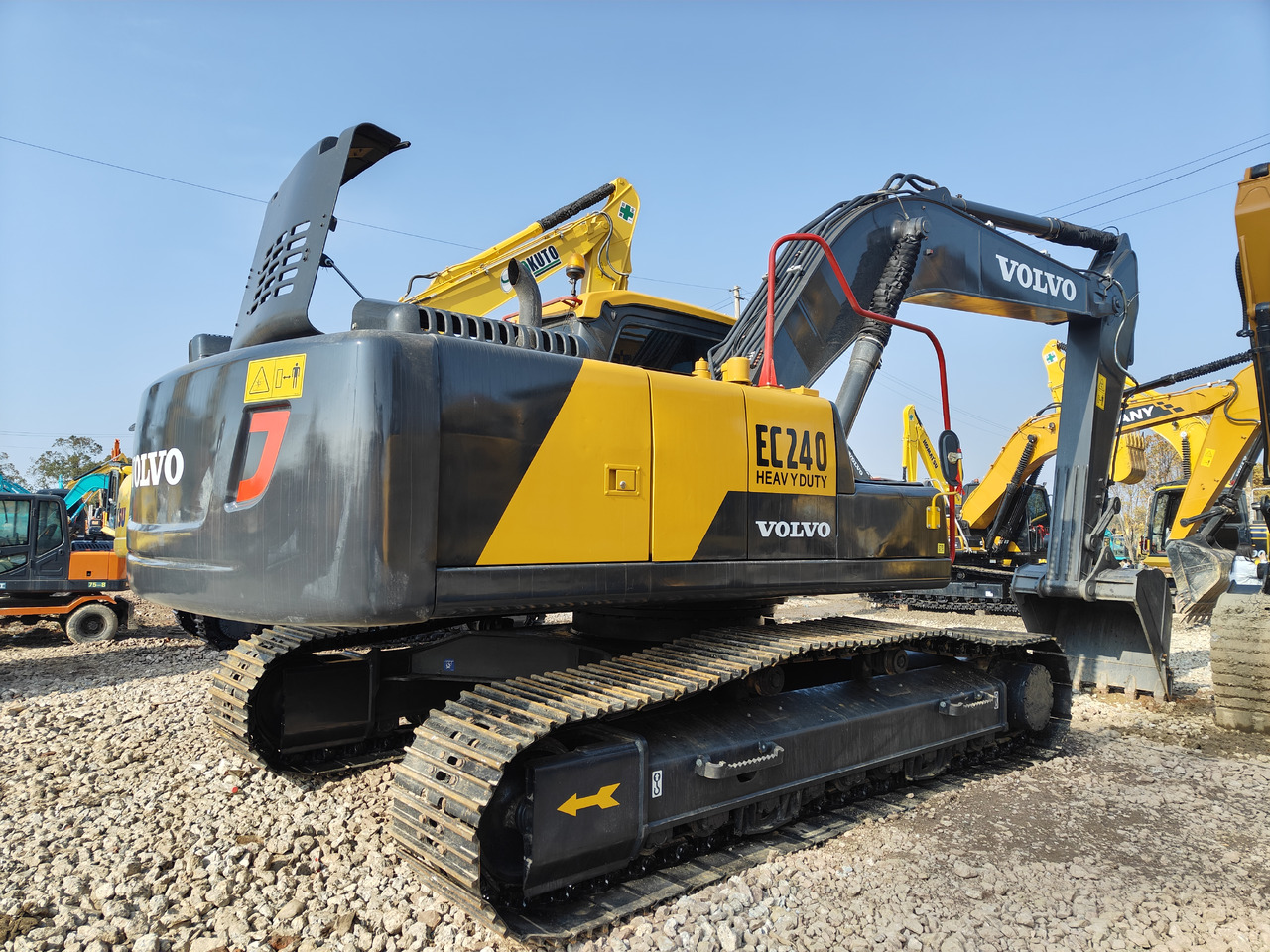 VOLVO EC240 - Bandgrävare: bild 2 VOLVO EC240 - Bandgrävare: bild 2