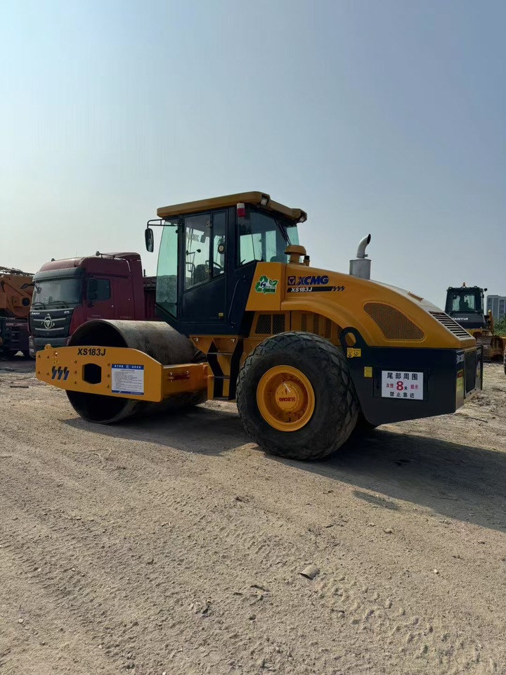 XCMG XS183J - Asfaltvält: bild 2 XCMG XS183J - Asfaltvält: bild 2