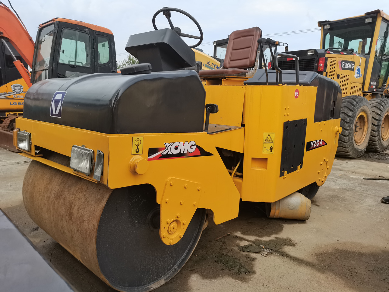 XCMG YZC4 - Asfaltvält: bild 1 XCMG YZC4 - Asfaltvält: bild 1