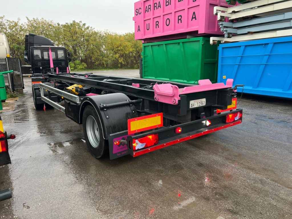 ATLAS RIMORCHIO ATLAS SCARRABILE - Lastväxlarsläp/ Liftdumpersläp: bild 5 ATLAS RIMORCHIO ATLAS SCARRABILE - Lastväxlarsläp/ Liftdumpersläp: bild 5