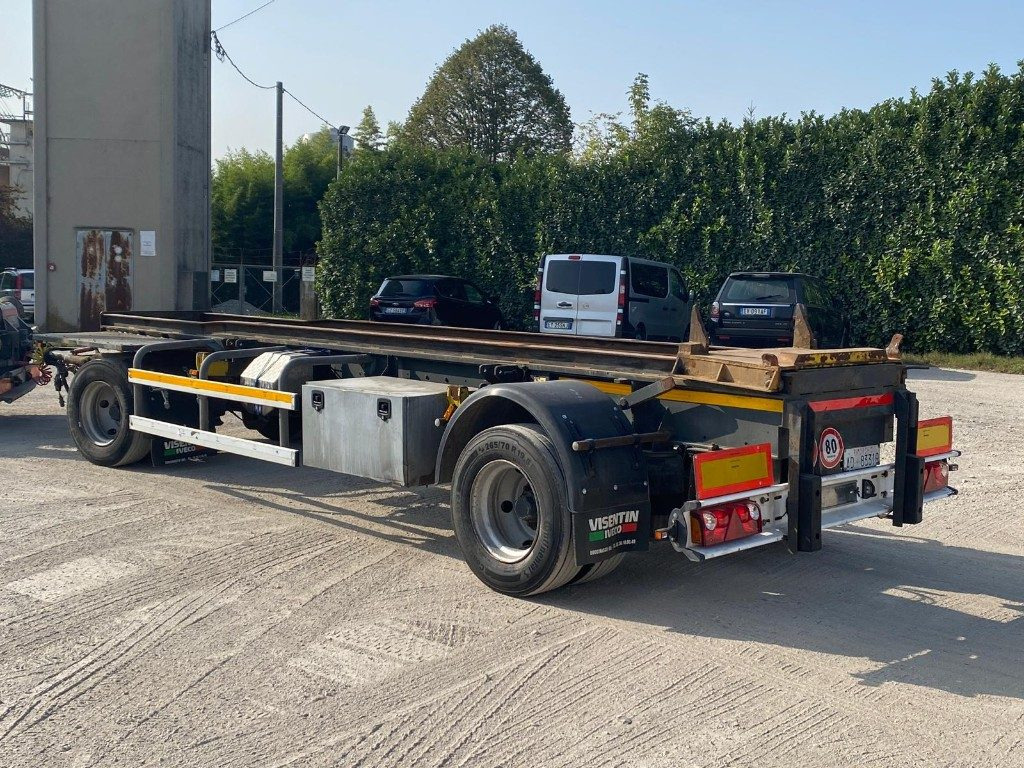 CARDI RIMORCHIO CARDI SCARRABILE PNEUMATICO - Lastväxlarsläp/ Liftdumpersläp: bild 2 CARDI RIMORCHIO CARDI SCARRABILE PNEUMATICO - Lastväxlarsläp/ Liftdumpersläp: bild 2