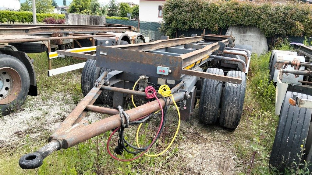 CARDI RIMORCHIO CARDI SCARRABILE PNEUMATICO - Lastväxlarsläp/ Liftdumpersläp: bild 1 CARDI RIMORCHIO CARDI SCARRABILE PNEUMATICO - Lastväxlarsläp/ Liftdumpersläp: bild 1