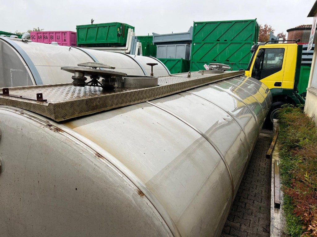 CISTERNA USATA NON SCARRABILE IN ACCIAIO INOX - Tankcontainer: bild 4 CISTERNA USATA NON SCARRABILE IN ACCIAIO INOX - Tankcontainer: bild 4