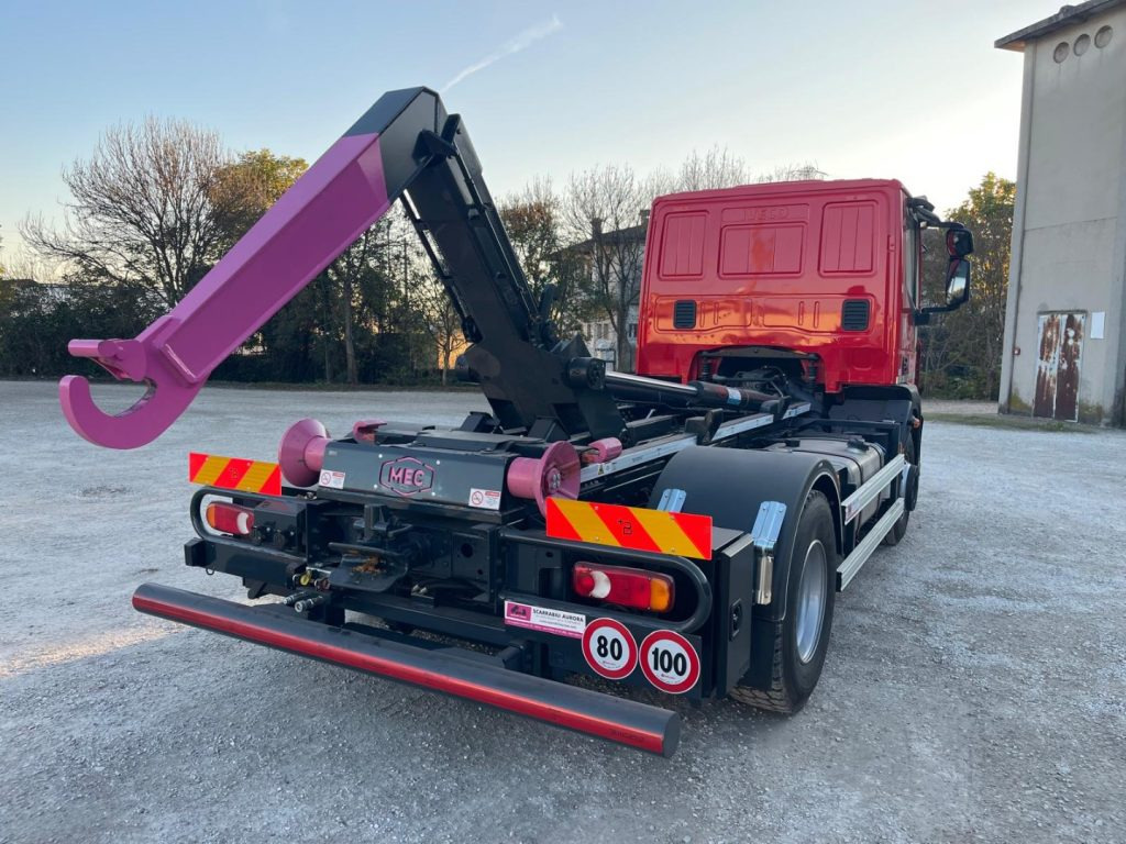 IVECO EUROCARGO 160E32 CON SCARRABILE NUOVO - Lastväxlare lastbil: bild 5 IVECO EUROCARGO 160E32 CON SCARRABILE NUOVO - Lastväxlare lastbil: bild 5