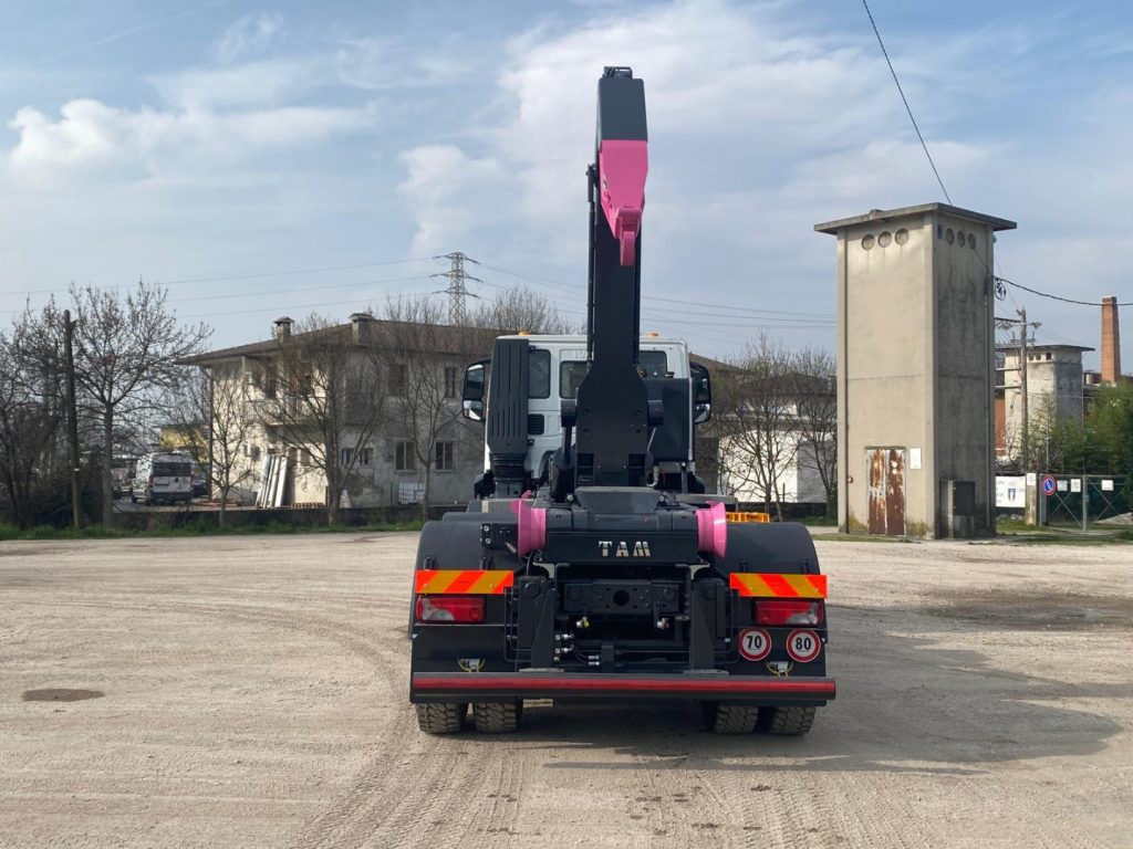 IVECO TRAKKER T-WAY AD510 NUOVO SCARRABILE - Lastväxlare lastbil: bild 4 IVECO TRAKKER T-WAY AD510 NUOVO SCARRABILE - Lastväxlare lastbil: bild 4