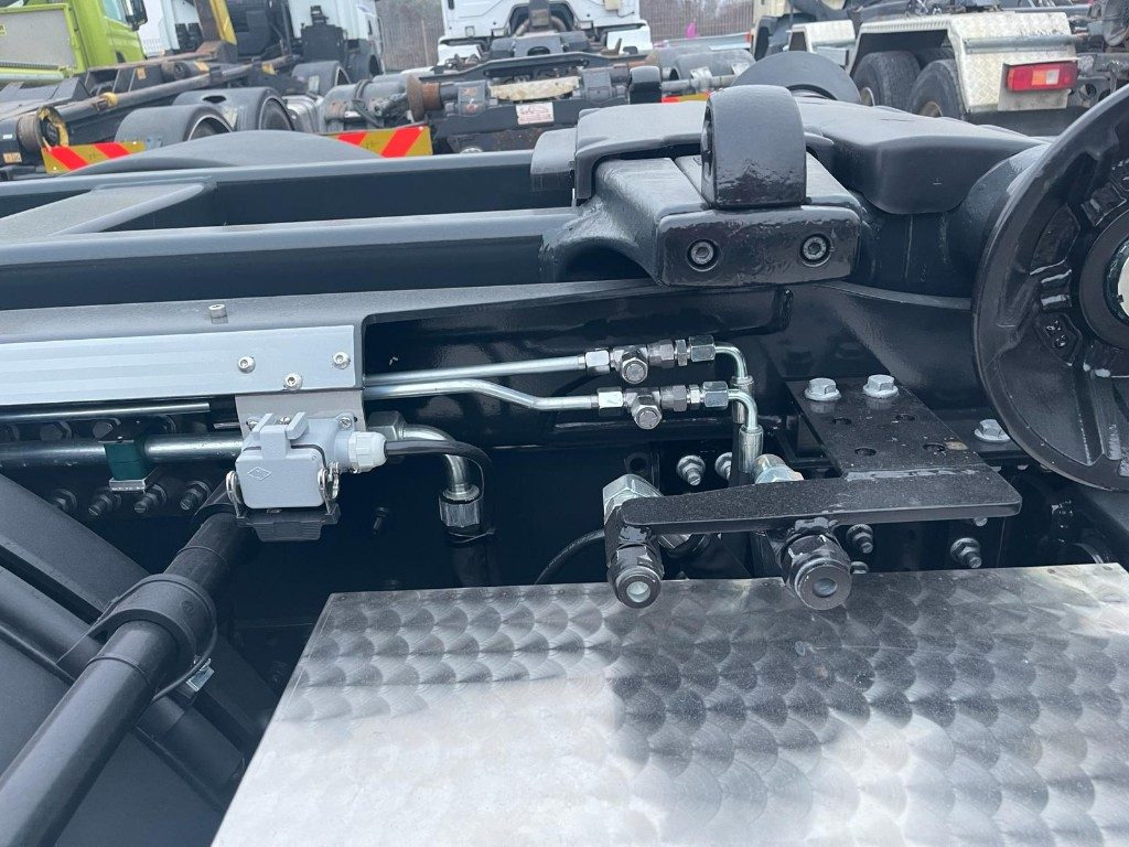 IVECO X-WAY AD350X480YPS SCARRABILE NUOVO - Lastväxlare lastbil: bild 5 IVECO X-WAY AD350X480YPS SCARRABILE NUOVO - Lastväxlare lastbil: bild 5