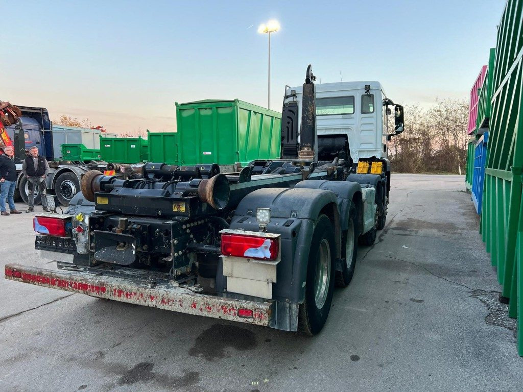 MAN TGS 35.480 SCARRABILE USATO 8X4 - Lastväxlare lastbil: bild 5 MAN TGS 35.480 SCARRABILE USATO 8X4 - Lastväxlare lastbil: bild 5