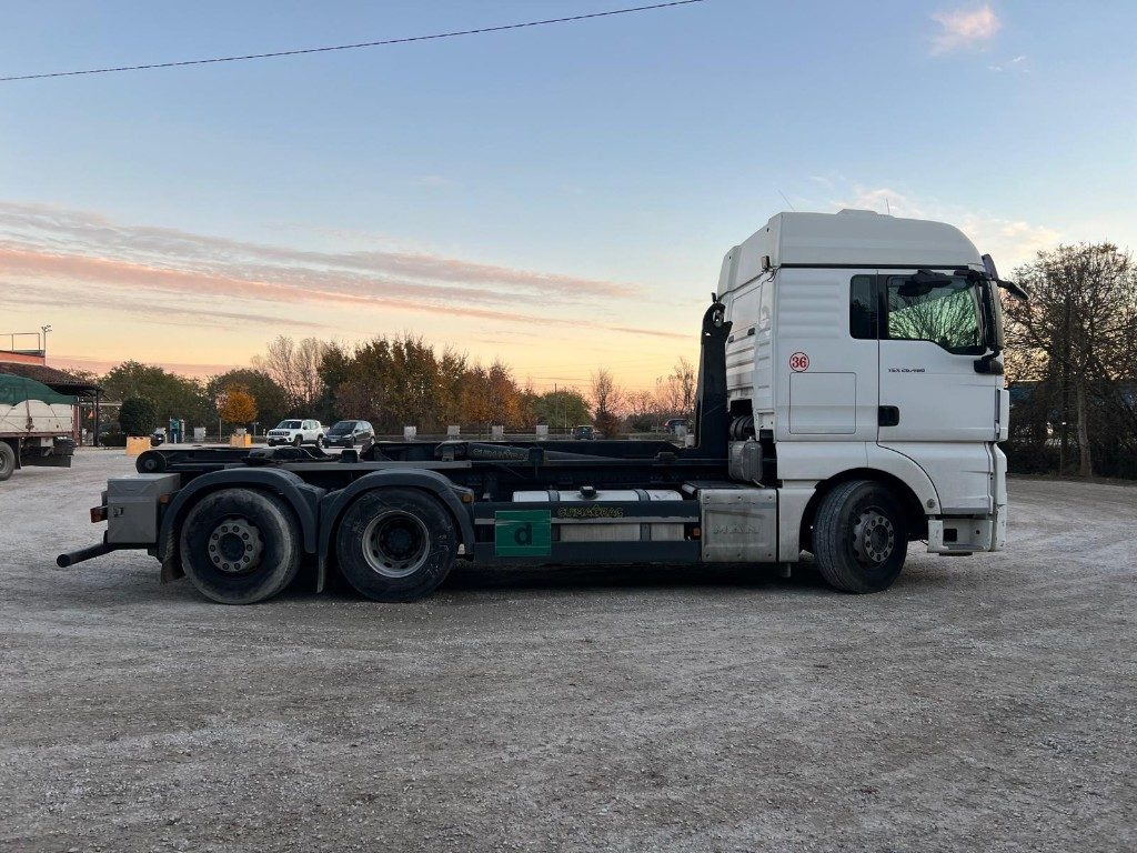 MAN TGX 26.480 USATO SCARRABILE - Lastväxlare lastbil: bild 5 MAN TGX 26.480 USATO SCARRABILE - Lastväxlare lastbil: bild 5