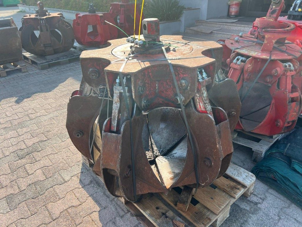 POLIPO USATO ROZZI A 6 PALE CON ROTORE - Gripklo: bild 1 POLIPO USATO ROZZI A 6 PALE CON ROTORE - Gripklo: bild 1