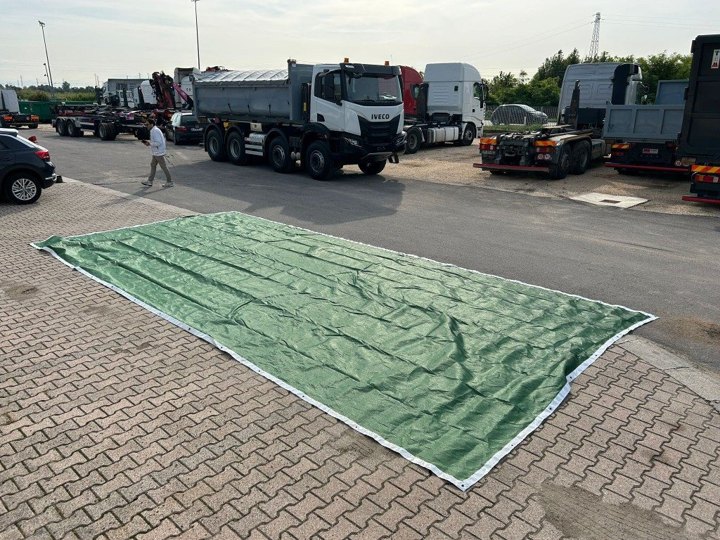 RETE ANTIGRANDINE NUOVA PER COPERTURA CONTAINERS - Karosseri och exteriör för Växelflak/ Container: bild 2 RETE ANTIGRANDINE NUOVA PER COPERTURA CONTAINERS - Karosseri och exteriör för Växelflak/ Container: bild 2