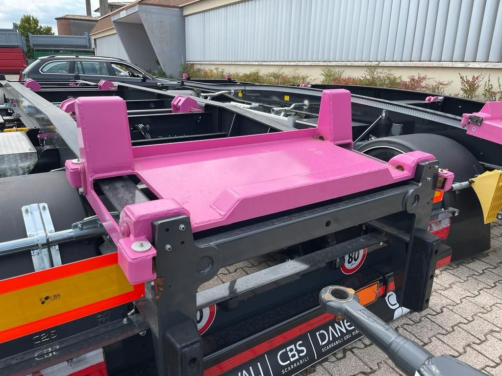 RIMORCHIO CBS NUOVO SCARRABILE - Lastväxlarsläp/ Liftdumpersläp: bild 5 RIMORCHIO CBS NUOVO SCARRABILE - Lastväxlarsläp/ Liftdumpersläp: bild 5