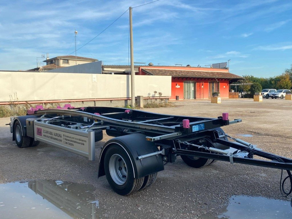 RIMORCHIO SCARRABILE IT RUNNER 20HN - Lastväxlarsläp/ Liftdumpersläp: bild 4 RIMORCHIO SCARRABILE IT RUNNER 20HN - Lastväxlarsläp/ Liftdumpersläp: bild 4