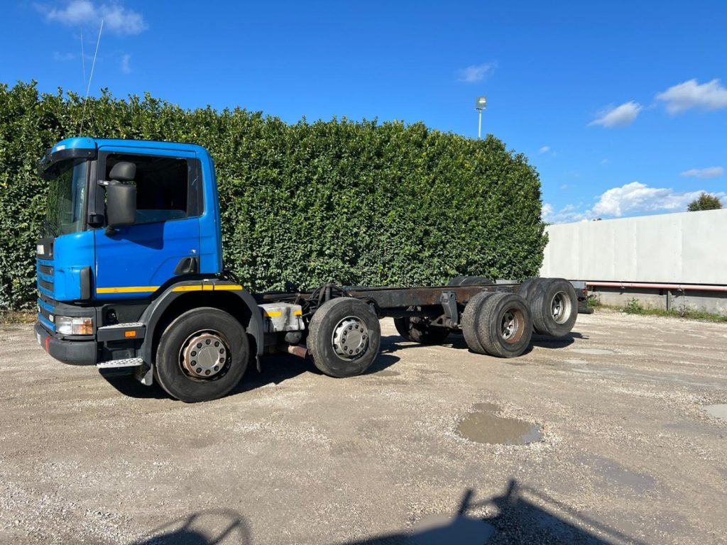 SCANIA 124GB 420 A TELAIO - Chassi lastbil: bild 2 SCANIA 124GB 420 A TELAIO - Chassi lastbil: bild 2