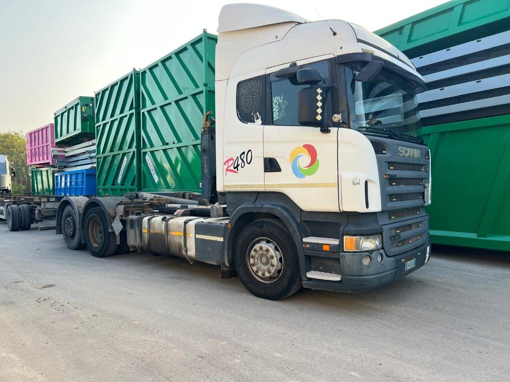 SCANIA R480 USATO SCARRABILE 6X2 - Lastväxlare lastbil: bild 2 SCANIA R480 USATO SCARRABILE 6X2 - Lastväxlare lastbil: bild 2