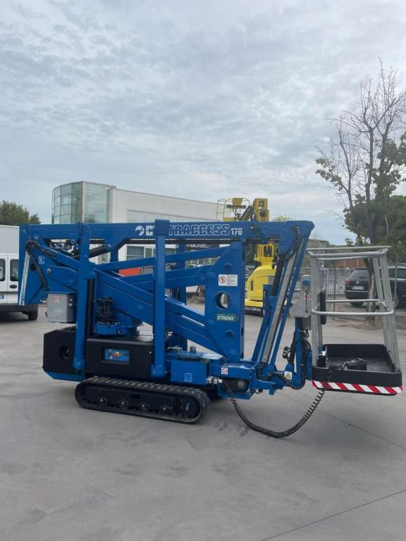 CTE TRACCESS 170 - Larvbandslift: bild 3 CTE TRACCESS 170 - Larvbandslift: bild 3