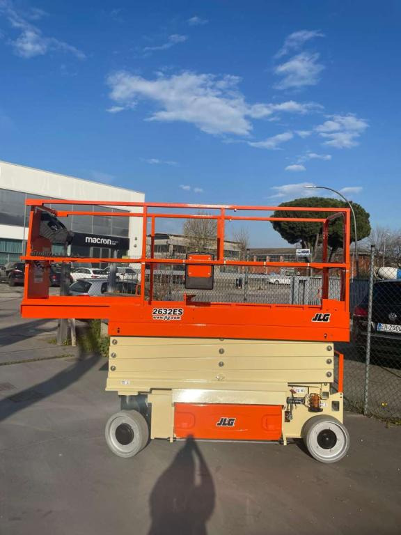 JLG 2632ES - Saxlift: bild 2 JLG 2632ES - Saxlift: bild 2