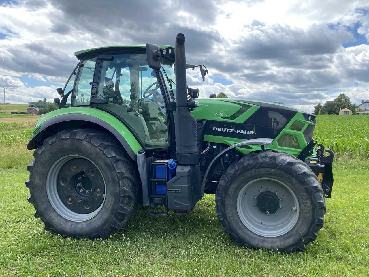 Deutz-Fahr 6155 Agrotron - Traktor: bild 2 Deutz-Fahr 6155 Agrotron - Traktor: bild 2