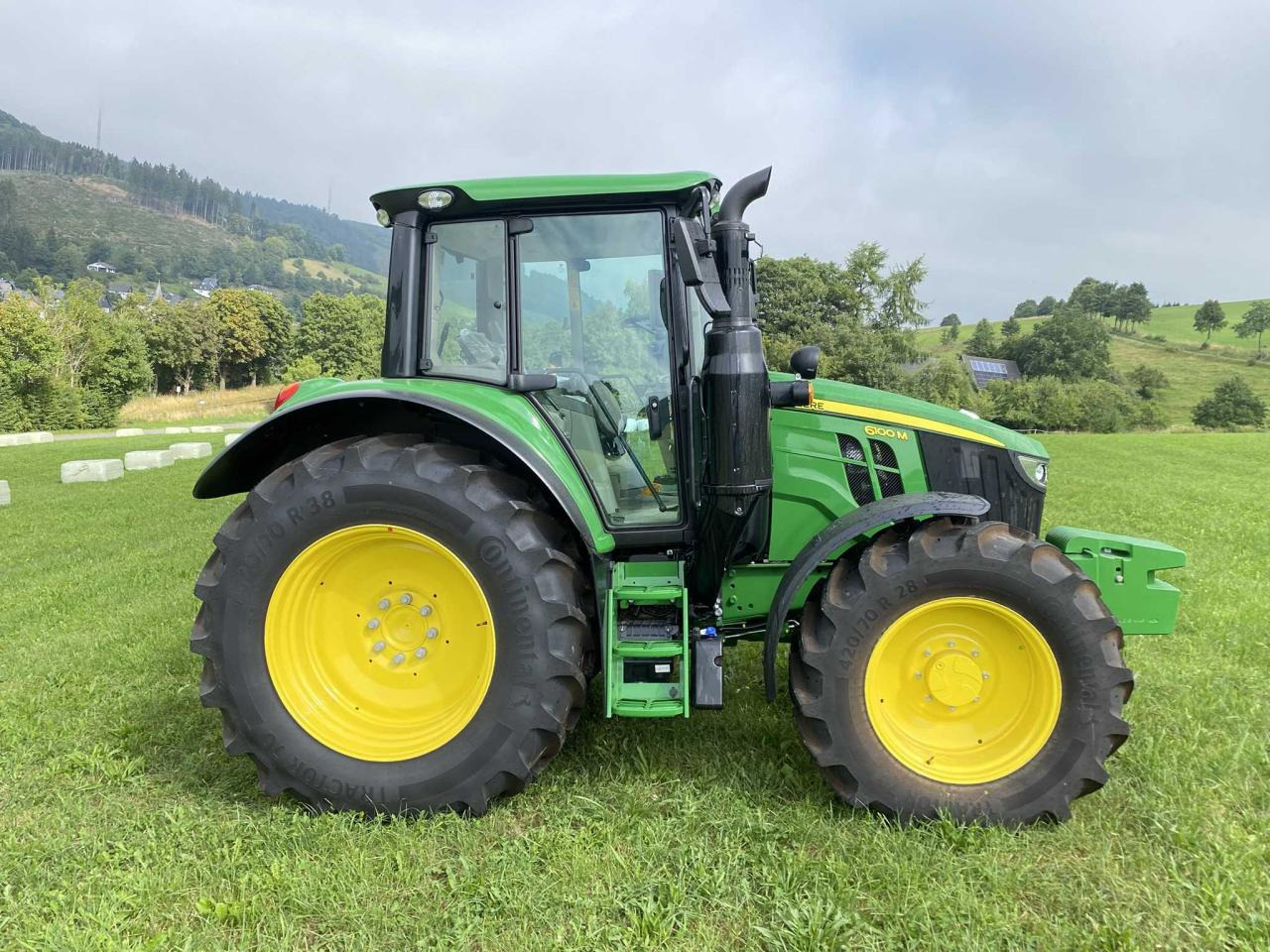John Deere 6100 M AutoQuadEco - Traktor: bild 4 John Deere 6100 M AutoQuadEco - Traktor: bild 4
