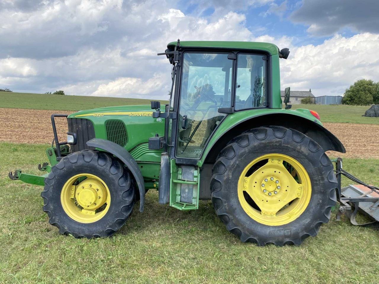 John Deere 6320 Premium - Traktor: bild 1 John Deere 6320 Premium - Traktor: bild 1