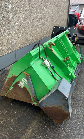 SamiHiekoituskauha - Sand-/ Saltspridare: bild 2 SamiHiekoituskauha - Sand-/ Saltspridare: bild 2