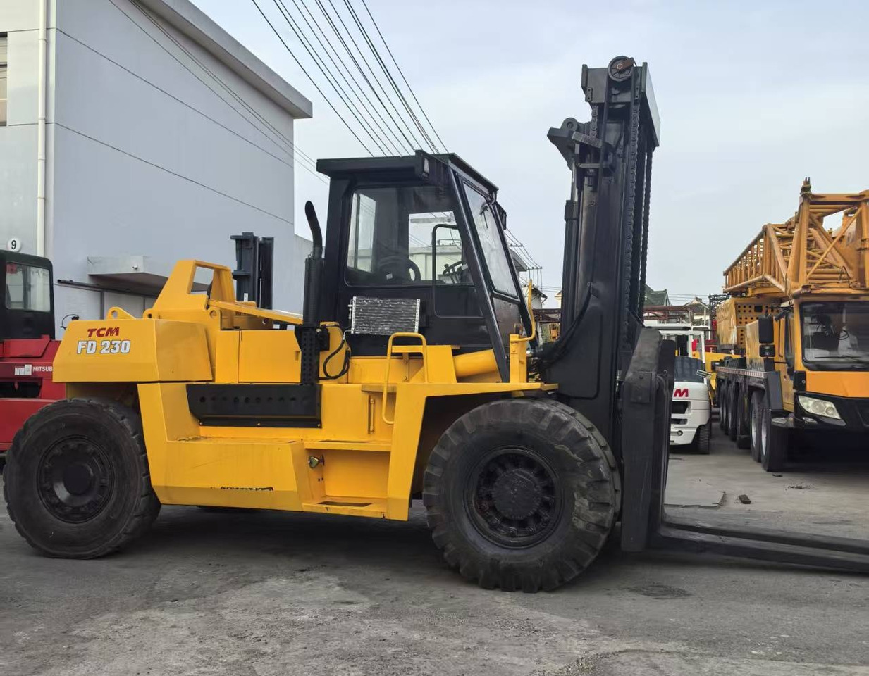 TCM FD230 23ton 25 ton FD250 FD200 FD160 15 ton 16 ton diesel forklift - Dieseltruck: bild 3 TCM FD230 23ton 25 ton FD250 FD200 FD160 15 ton 16 ton diesel forklift - Dieseltruck: bild 3