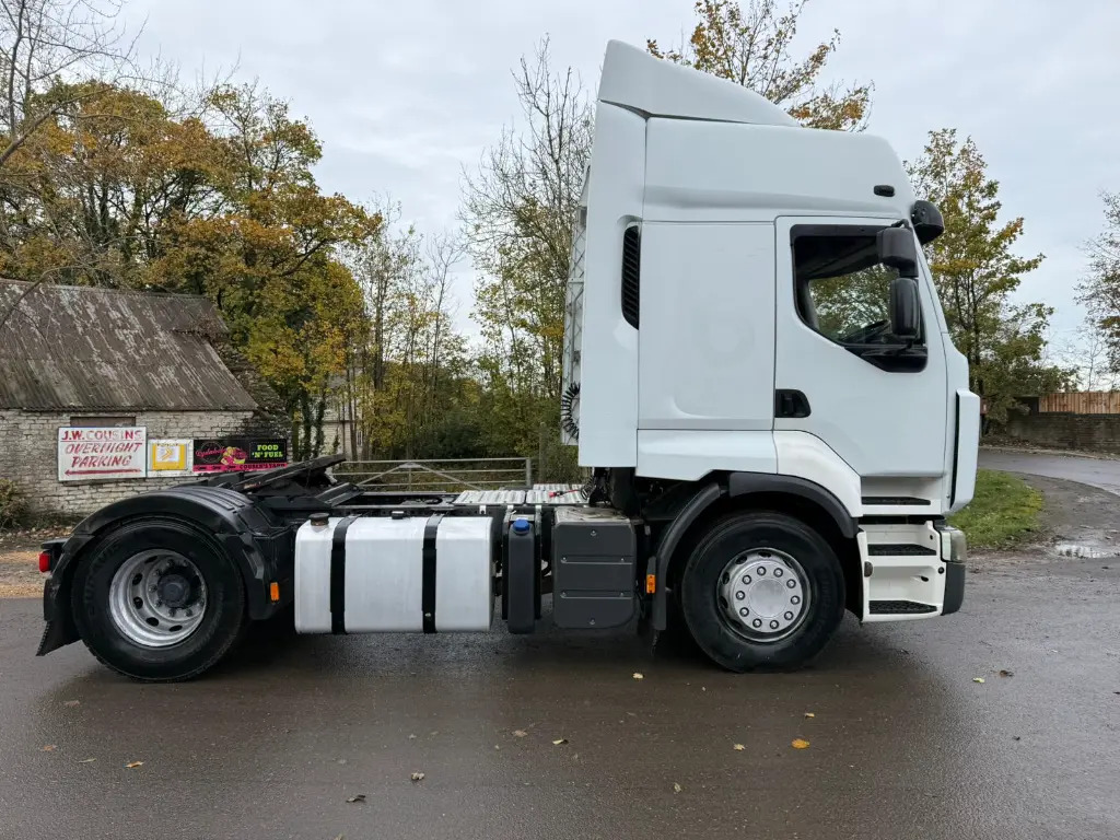 Renault Premium 440 DXi - Dragbil: bild 4 Renault Premium 440 DXi - Dragbil: bild 4