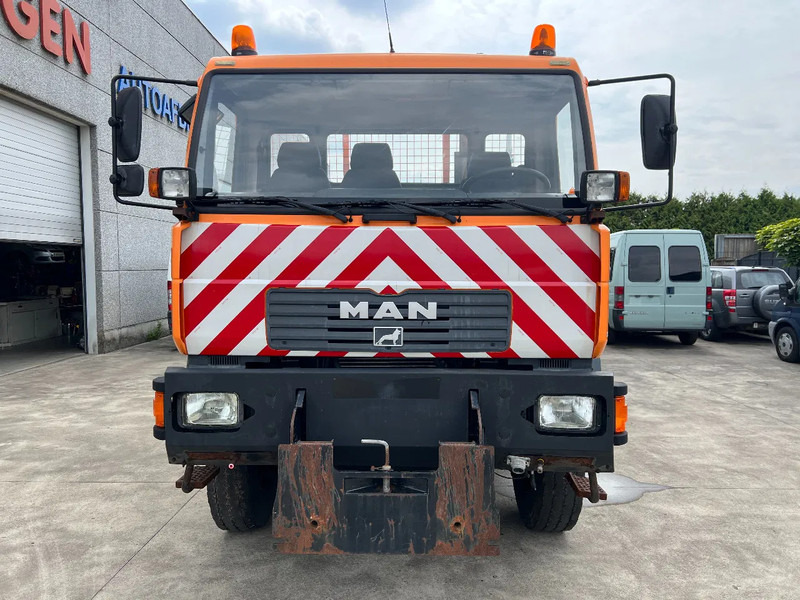 MAN LE 18.280 4x4 - Tippbil lastbil: bild 2 MAN LE 18.280 4x4 - Tippbil lastbil: bild 2