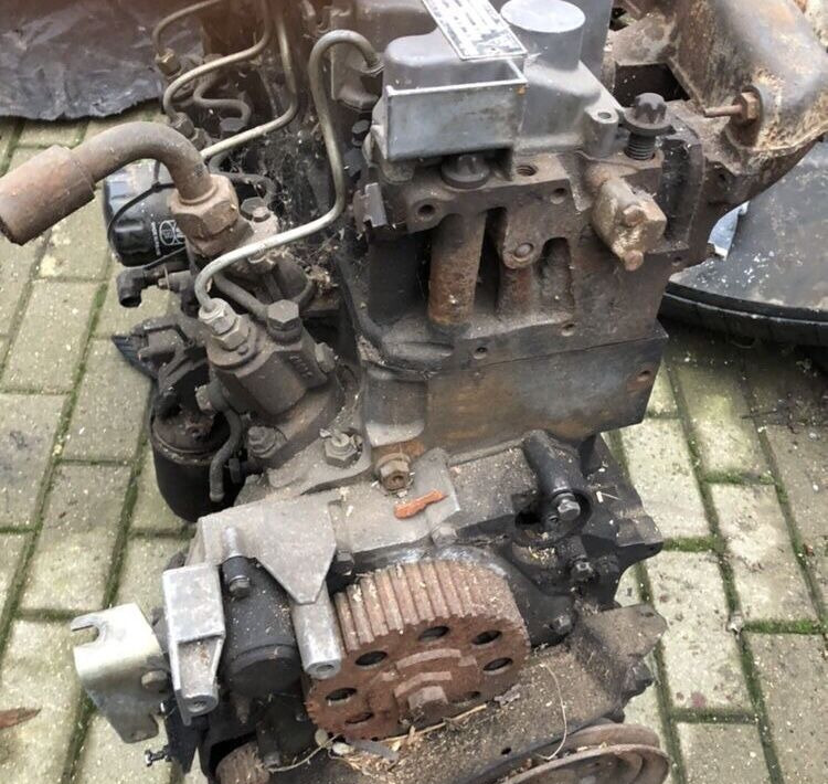 Deutz F4L1011F Kramer - Motor för Hjullastare: bild 4 Deutz F4L1011F Kramer - Motor för Hjullastare: bild 4