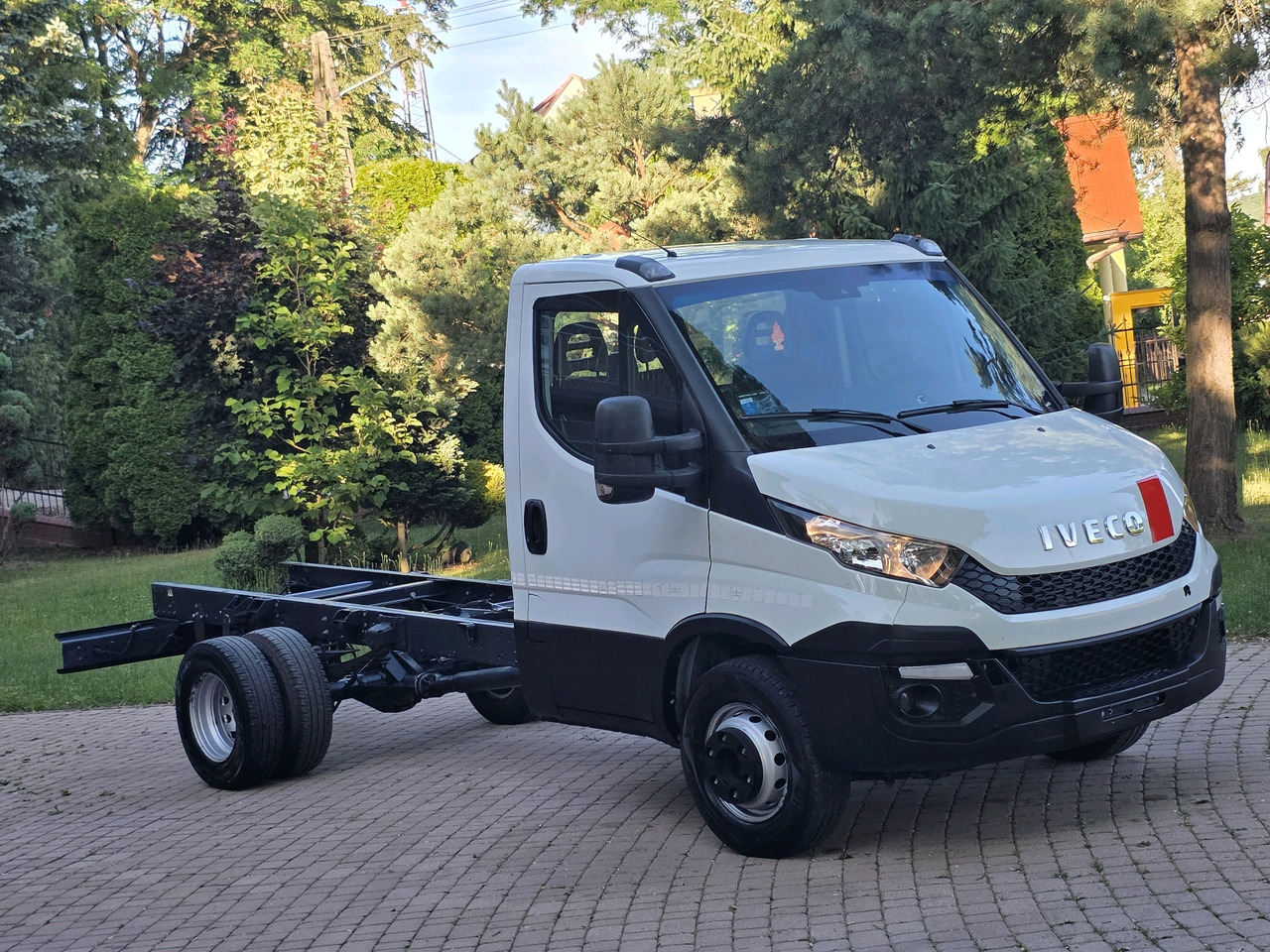 Iveco Daily 72c-17 Rama Pod Zabudowę Klima ! 3.0 HPI ! 170 Hp * Super Stan ! - Små skåpbil: bild 4 Iveco Daily 72c-17 Rama Pod Zabudowę Klima ! 3.0 HPI ! 170 Hp * Super Stan ! - Små skåpbil: bild 4