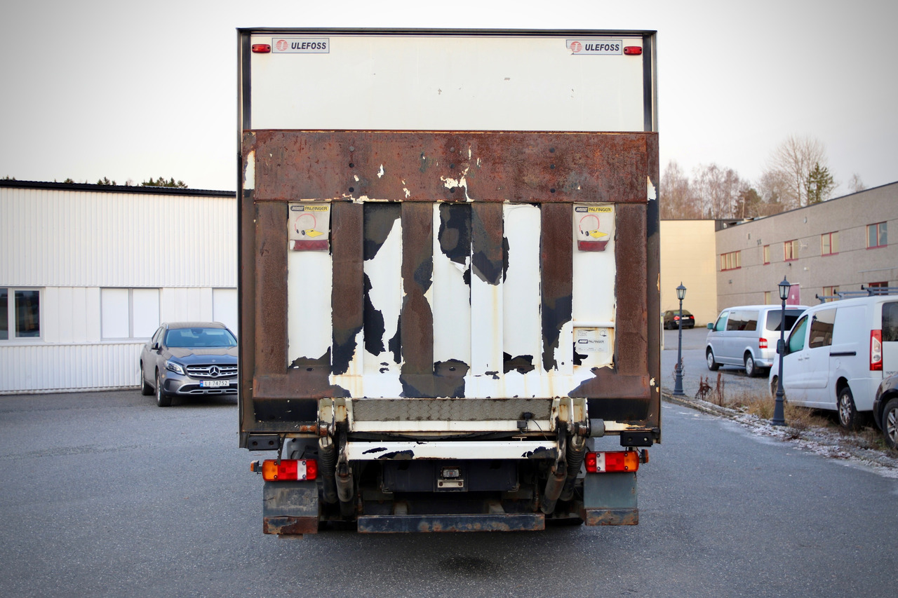 MERCEDES-BENZ Attego - Lastbil med skåp: bild 4 MERCEDES-BENZ Attego - Lastbil med skåp: bild 4