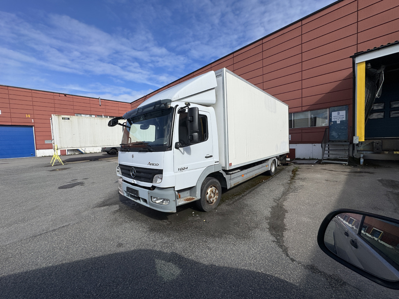 MERCEDES-BENZ Attego - Lastbil med skåp: bild 3 MERCEDES-BENZ Attego - Lastbil med skåp: bild 3