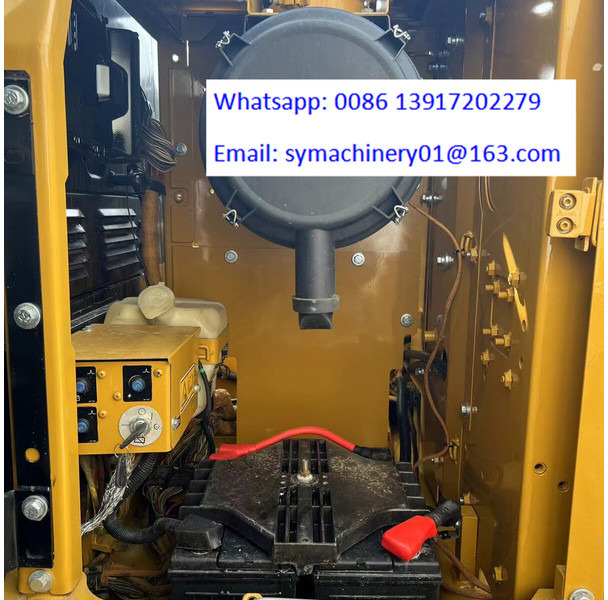 Caterpillar 320D2L - Bandgrävare: bild 4 Caterpillar 320D2L - Bandgrävare: bild 4