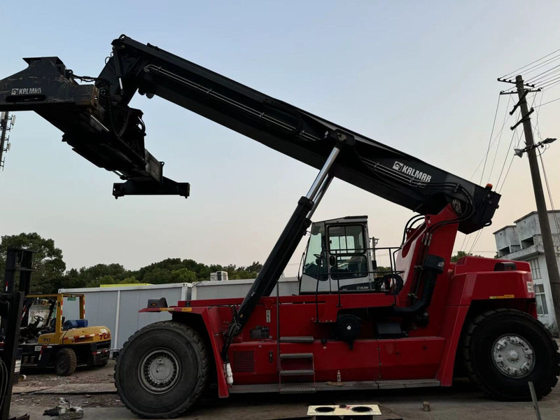 Kalmar DRU450 - Reachstacker: bild 2 Kalmar DRU450 - Reachstacker: bild 2