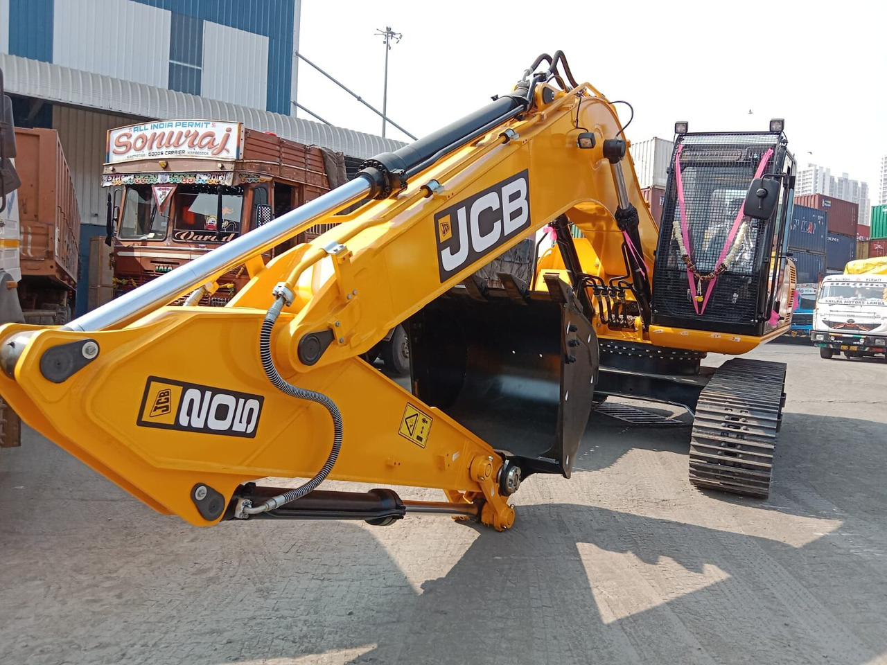 New JCB JS 200 tracked excavator - Bandgrävare: bild 1 New JCB JS 200 tracked excavator - Bandgrävare: bild 1