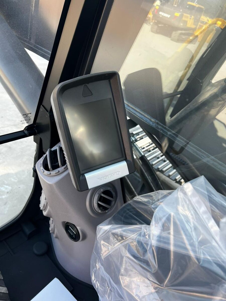New Volvo EC480DL tracked excavator - Bandgrävare: bild 5 New Volvo EC480DL tracked excavator - Bandgrävare: bild 5