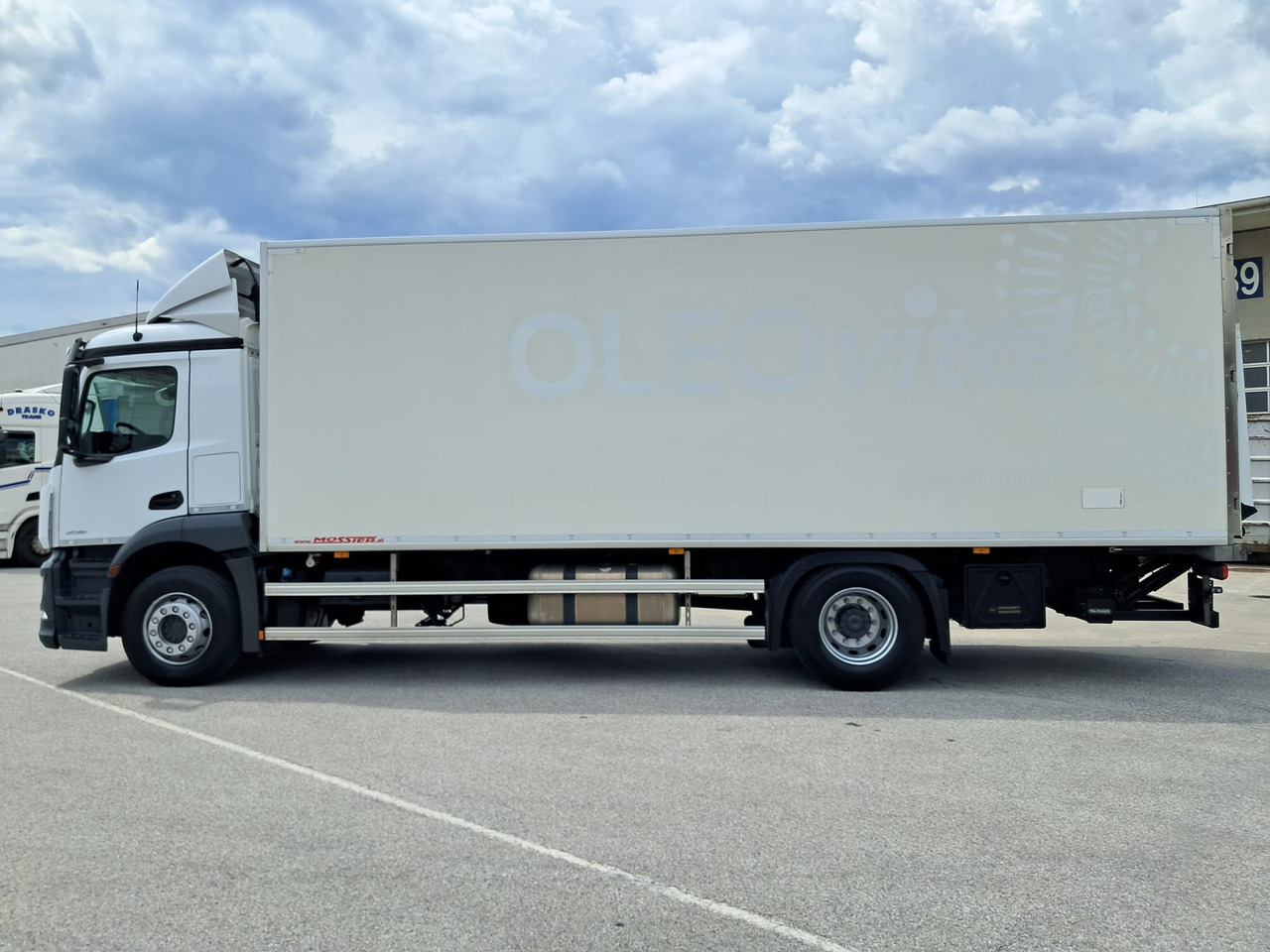 MERCEDES-BENZ Antos 2135 Kühlkoffer | Supra 850 | Standheizung - Kylbil lastbil: bild 4 MERCEDES-BENZ Antos 2135 Kühlkoffer | Supra 850 | Standheizung - Kylbil lastbil: bild 4