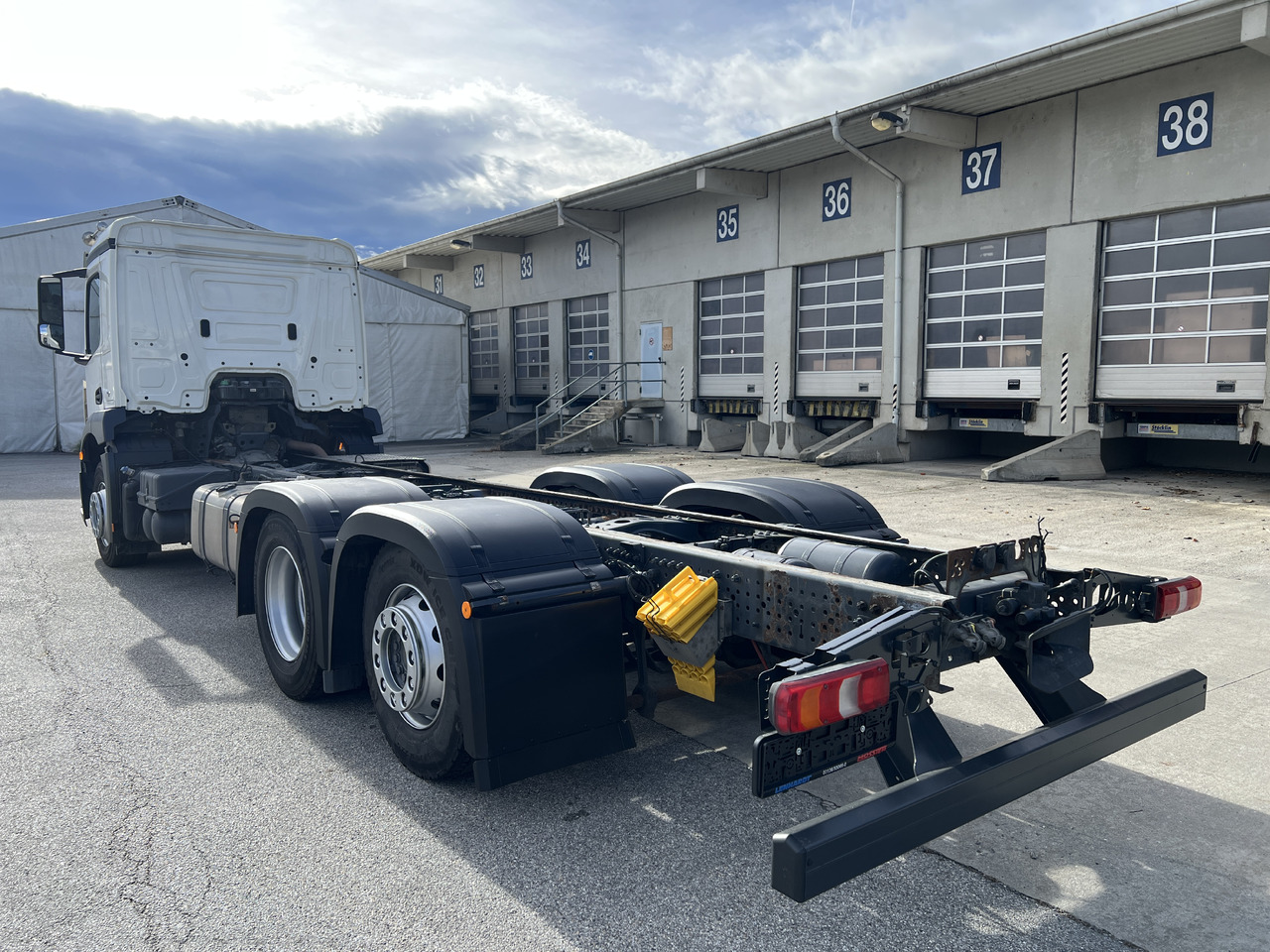 MERCEDES-BENZ Antos 25 40 | Standheizung | Klima | Liftachse - Chassi lastbil: bild 4 MERCEDES-BENZ Antos 25 40 | Standheizung | Klima | Liftachse - Chassi lastbil: bild 4