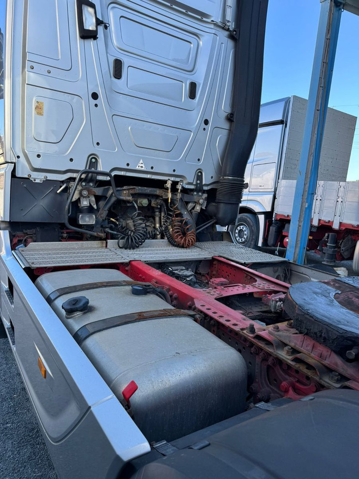 Mercedes-Benz Actros  1851 TÜV NEU TOP ZUSTAND - Dragbil: bild 3 Mercedes-Benz Actros  1851 TÜV NEU TOP ZUSTAND - Dragbil: bild 3