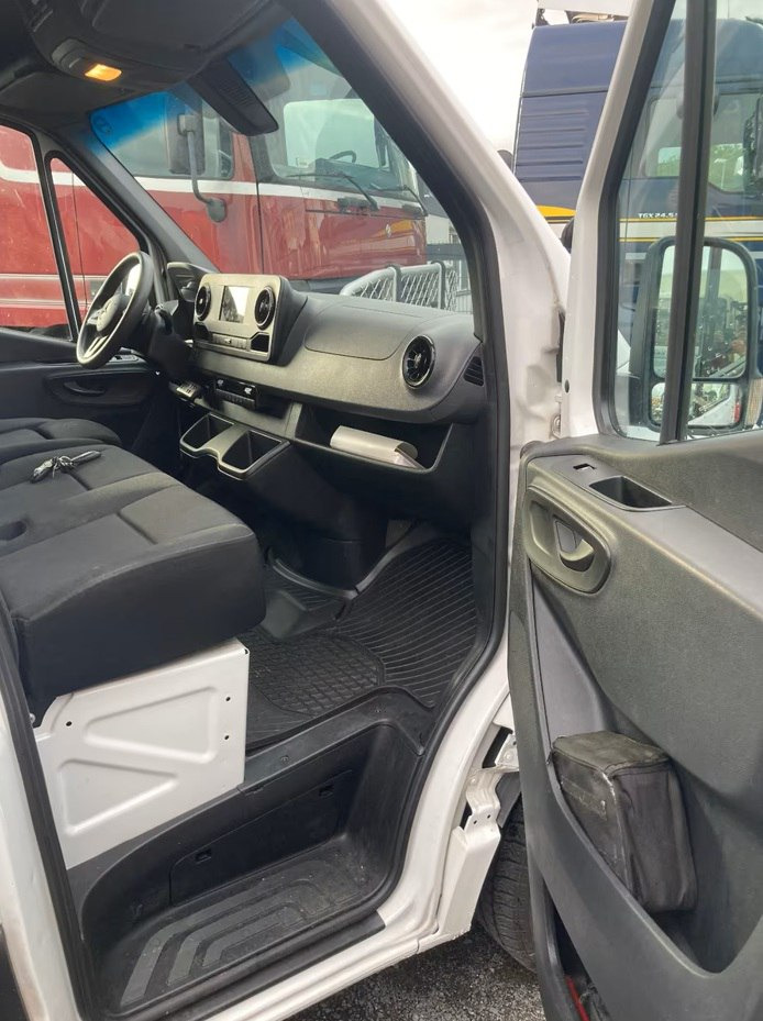 Mercedes-Benz Sprinter AWD 316 - Kylbil: bild 2 Mercedes-Benz Sprinter AWD 316 - Kylbil: bild 2