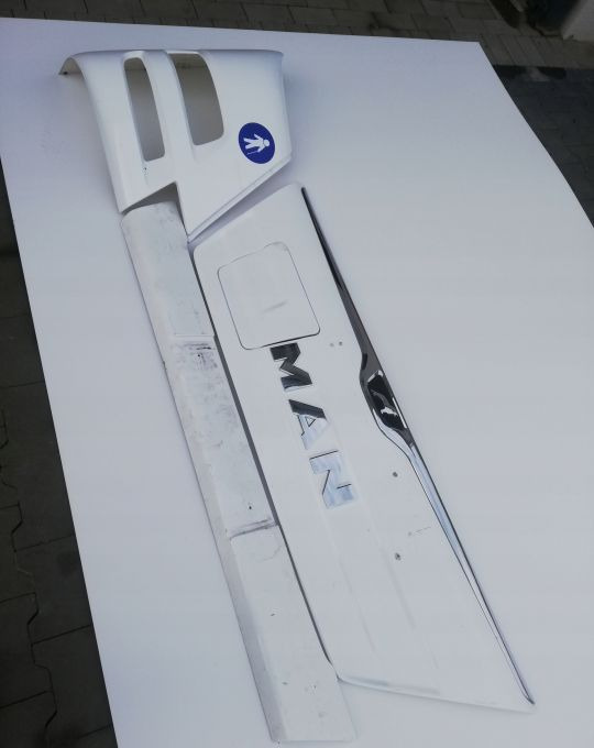 ATRAPA GRILL MASKA MAN NEOPLAN AUTOBUS - Huv för Buss: bild 1 ATRAPA GRILL MASKA MAN NEOPLAN AUTOBUS - Huv för Buss: bild 1