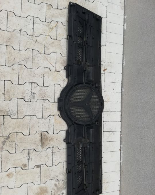 ATRAPA GRILL MERCEDES ACTROS MP4 ORYGINAŁ - Galler för Lastbil: bild 4 ATRAPA GRILL MERCEDES ACTROS MP4 ORYGINAŁ - Galler för Lastbil: bild 4