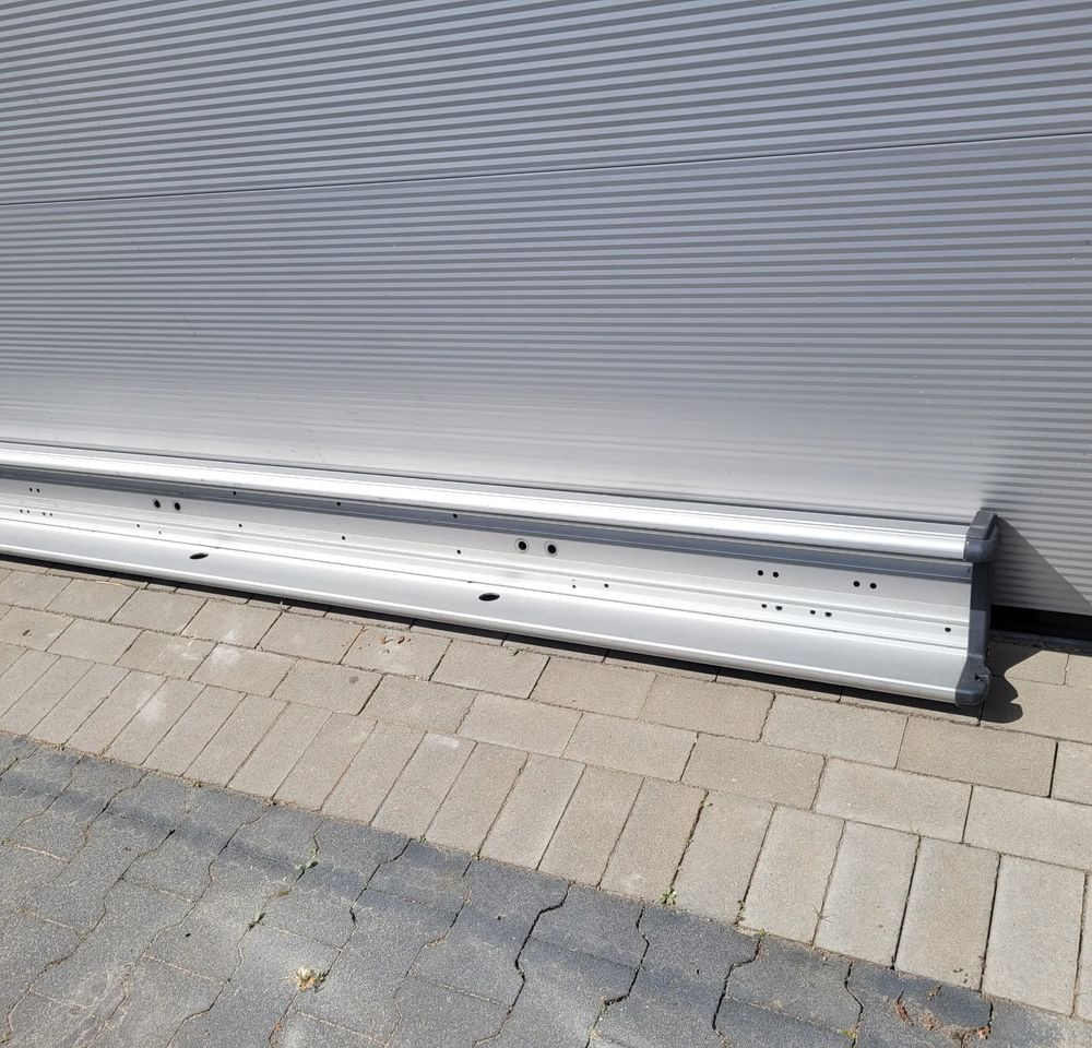 BELKA ZDERZAK SCANIA 2266598 ORYGINAŁ CHWALIM116 - Stötfångare för Lastbil: bild 3 BELKA ZDERZAK SCANIA 2266598 ORYGINAŁ CHWALIM116 - Stötfångare för Lastbil: bild 3