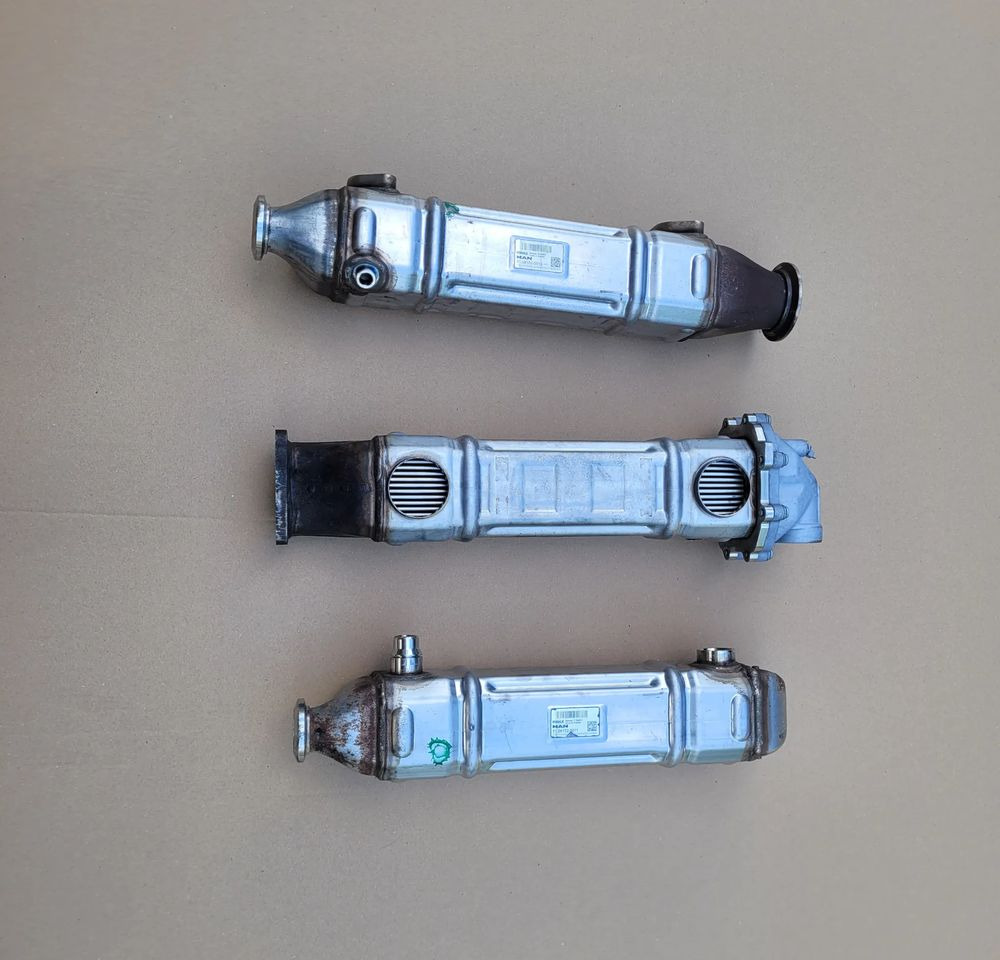 CHŁODNICA EGR MAN TGX TGS TGM ORYGINAŁ 51.08152-5013 , 51.08152-5011 CHWALIM116 - EGR-kylare för Lastbil: bild 1 CHŁODNICA EGR MAN TGX TGS TGM ORYGINAŁ 51.08152-5013 , 51.08152-5011 CHWALIM116 - EGR-kylare för Lastbil: bild 1